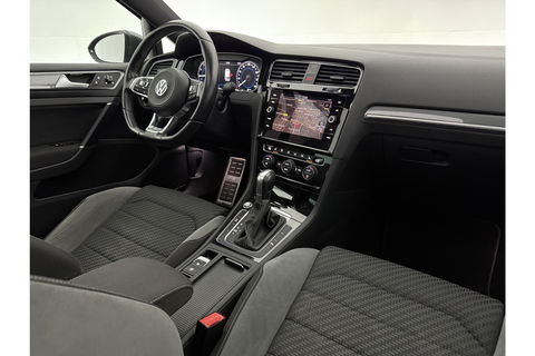 Volkswagen Golf 1.5 TSI 3x R-line 150PK DSG Pano LED Virtual ACC Camera Clima Navi 17"LMV PDC