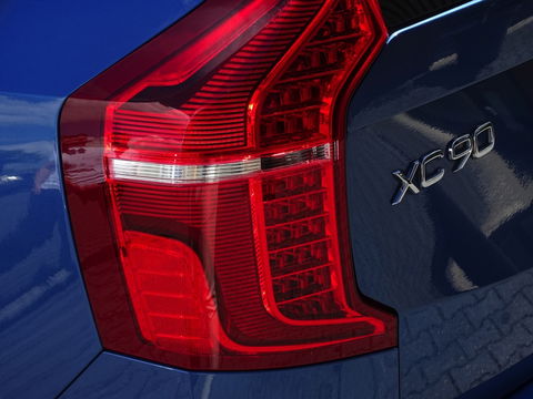 Volvo XC90 T8 408PK AWD / R-Design / B&W / 7-pers. / LED