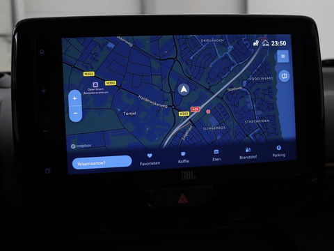 Toyota Yaris Cross 1.5 Hybrid Adventure | Stoel & stuurverwarming | Head-Up | Matrix LED | Carplay | Camera | JBL Sound | Keyless | Navigatie | Adaptive cruise | Climate control