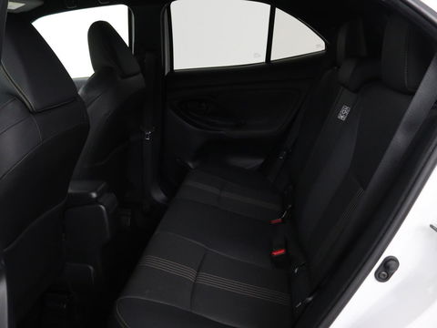 Toyota Yaris Cross 1.5 Hybrid Adventure | Stoel & stuurverwarming | Head-Up | Matrix LED | Carplay | Camera | JBL Sound | Keyless | Navigatie | Adaptive cruise | Climate control