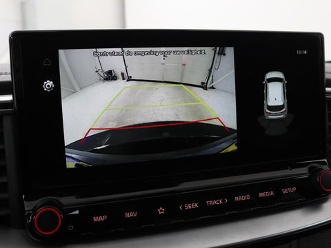 Kia Ceed 1.0 T-GDi DynamicPlusLine | Stoel & stuurverwarming | Trekhaak | Carplay | Camera | Half leder | Navigatie | Keyless