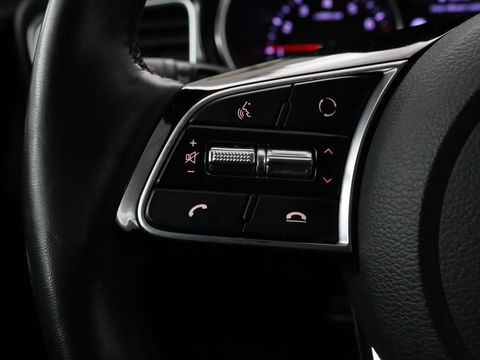 Kia Ceed 1.0 T-GDi DynamicPlusLine | Stoel & stuurverwarming | Trekhaak | Carplay | Camera | Half leder | Navigatie | Keyless