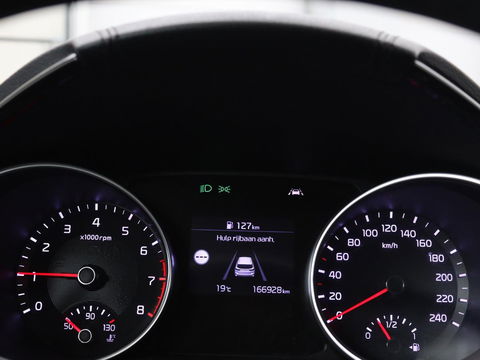 Kia Ceed 1.0 T-GDi DynamicPlusLine | Stoel & stuurverwarming | Trekhaak | Carplay | Camera | Half leder | Navigatie | Keyless