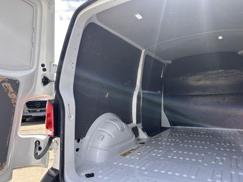 Volkswagen Transporter 2.0TDI L2H1 | 2x Schuifdeur | 18 inch LMV | Stoelverwarming