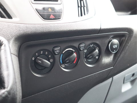 Ford Transit Custom 2.0 TDCI 131pk Euro 6 L2 Lang - Cruise - Airco