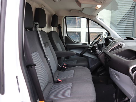 Ford Transit Custom 2.0 TDCI 131pk Euro 6 L2 Lang - Cruise - Airco