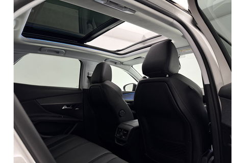 Peugeot 3008 1.2 PureTech 360 Camera Pano Virtual LED Sfeerverl. Focal Audio Carplay Clima Cruise PDC Navi 19"LMV
