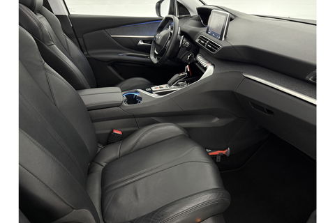 Peugeot 3008 1.2 PureTech 360 Camera Pano Virtual LED Sfeerverl. Focal Audio Carplay Clima Cruise PDC Navi 19"LMV