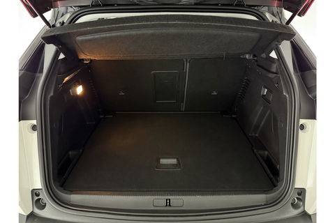 Peugeot 3008 1.2 PureTech 360 Camera Pano Virtual LED Sfeerverl. Focal Audio Carplay Clima Cruise PDC Navi 19"LMV