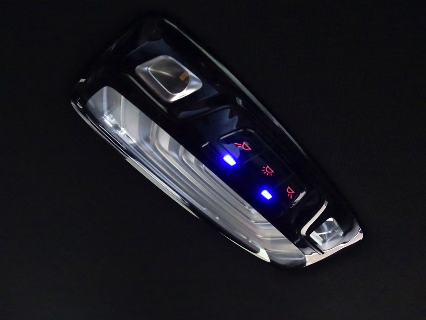 BMW 5 Serie 520i TwinTurbo 183PK High Ex. Ed. / LCI / M-pakket / LED *NAP*