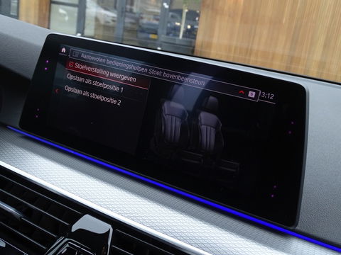 BMW 5 Serie 520i TwinTurbo 183PK High Ex. Ed. / LCI / M-pakket / LED *NAP*