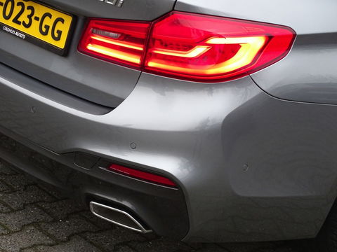 BMW 5 Serie 520i TwinTurbo 183PK High Ex. Ed. / LCI / M-pakket / LED *NAP*
