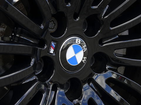 BMW 5 Serie 520i TwinTurbo 183PK High Ex. Ed. / LCI / M-pakket / LED *NAP*