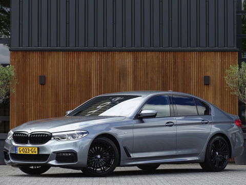 BMW 5 Serie 520i TwinTurbo 183PK High Ex. Ed. / LCI / M-pakket / LED *NAP*