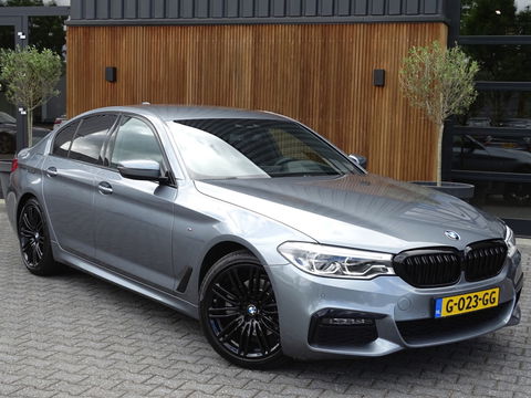 BMW 5 Serie 520i TwinTurbo 183PK High Ex. Ed. / LCI / M-pakket / LED *NAP*