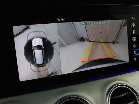Mercedes-Benz E-Klasse 300de Avantgarde | Schuifdak | Stoelverwarming | Carplay | Sfeerverlichting | Trekhaak | 360 camera | Navigatie | Full LED