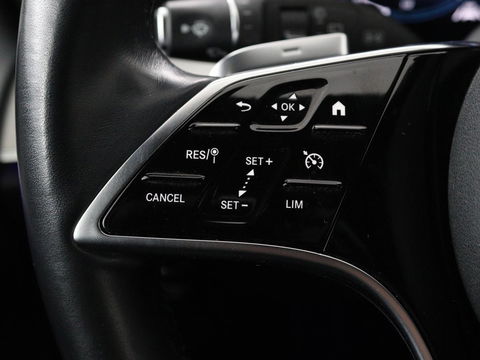 Mercedes-Benz E-Klasse 300de Avantgarde | Schuifdak | Stoelverwarming | Carplay | Sfeerverlichting | Trekhaak | 360 camera | Navigatie | Full LED