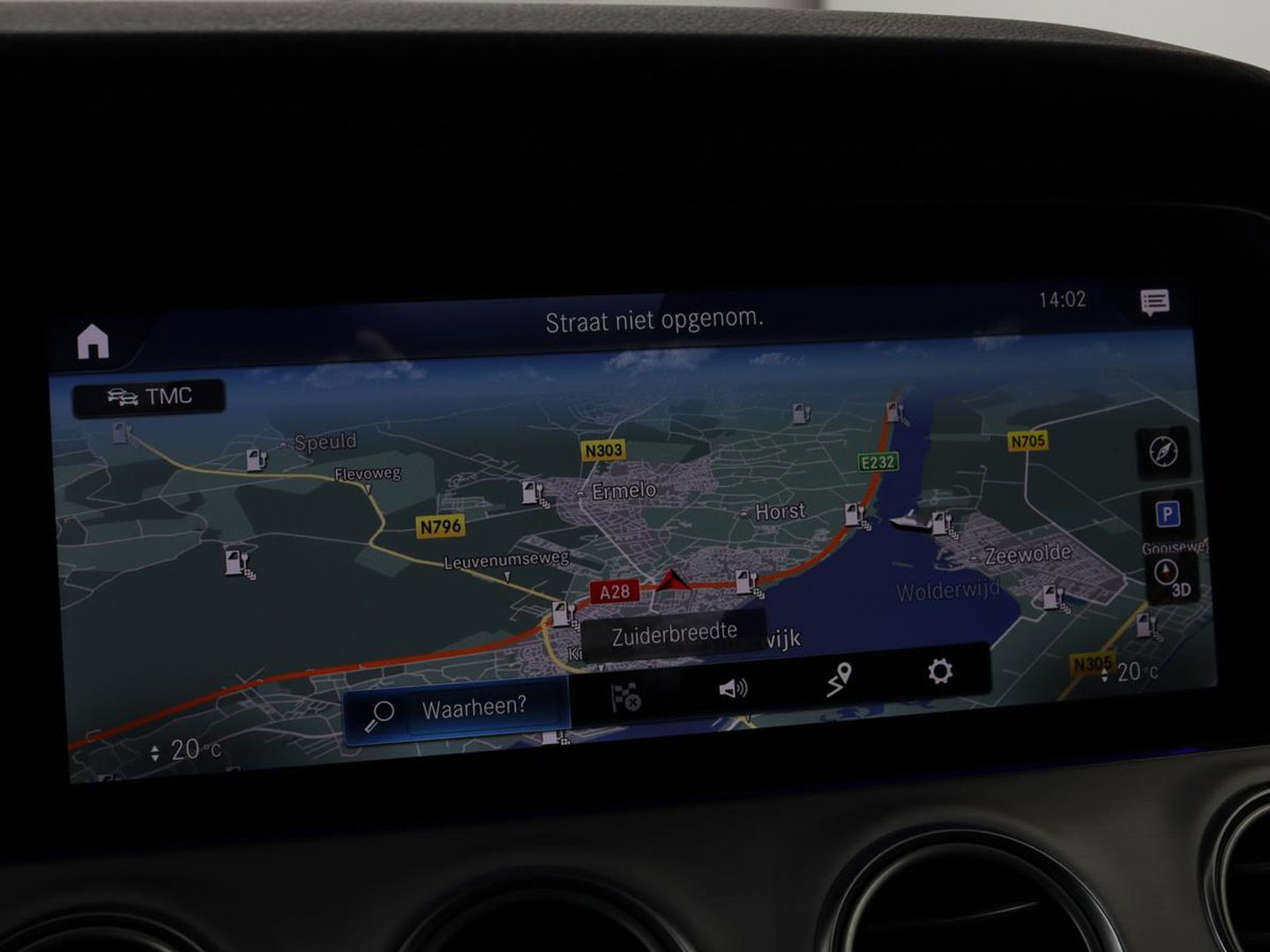 Mercedes-Benz E-Klasse 300de Avantgarde | Schuifdak | Stoelverwarming | Carplay | Sfeerverlichting | Trekhaak | 360 camera | Navigatie | Full LED