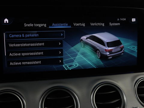 Mercedes-Benz E-Klasse 300de Avantgarde | Schuifdak | Stoelverwarming | Carplay | Sfeerverlichting | Trekhaak | 360 camera | Navigatie | Full LED