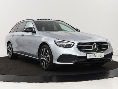 Mercedes-Benz E-Klasse 300de Avantgarde | Schuifdak | Stoelverwarming | Carplay | Sfeerverlichting | Trekhaak | 360 camera | Navigatie | Full LED