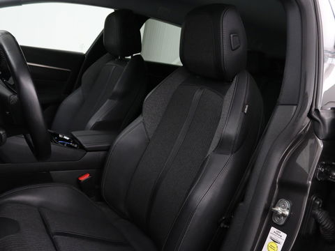 Peugeot 508 1.6 HYbrid Allure | Stoelverwarming | Focal Sound | Adaptive cruise | Camera | Carplay | Full LED | Keyless | Navigatie | Half leder | PHEV