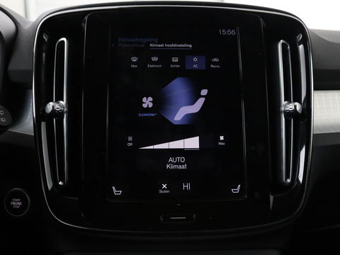 Volvo XC40 1.5 T3 Momentum | Stoelverwarming | Trekhaak | Carplay | Harman/Kardon | Camera | Navigatie | Half leder | Full LED