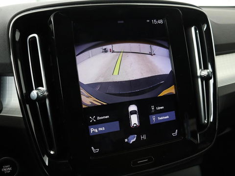 Volvo XC40 1.5 T3 Momentum | Stoelverwarming | Trekhaak | Carplay | Harman/Kardon | Camera | Navigatie | Half leder | Full LED