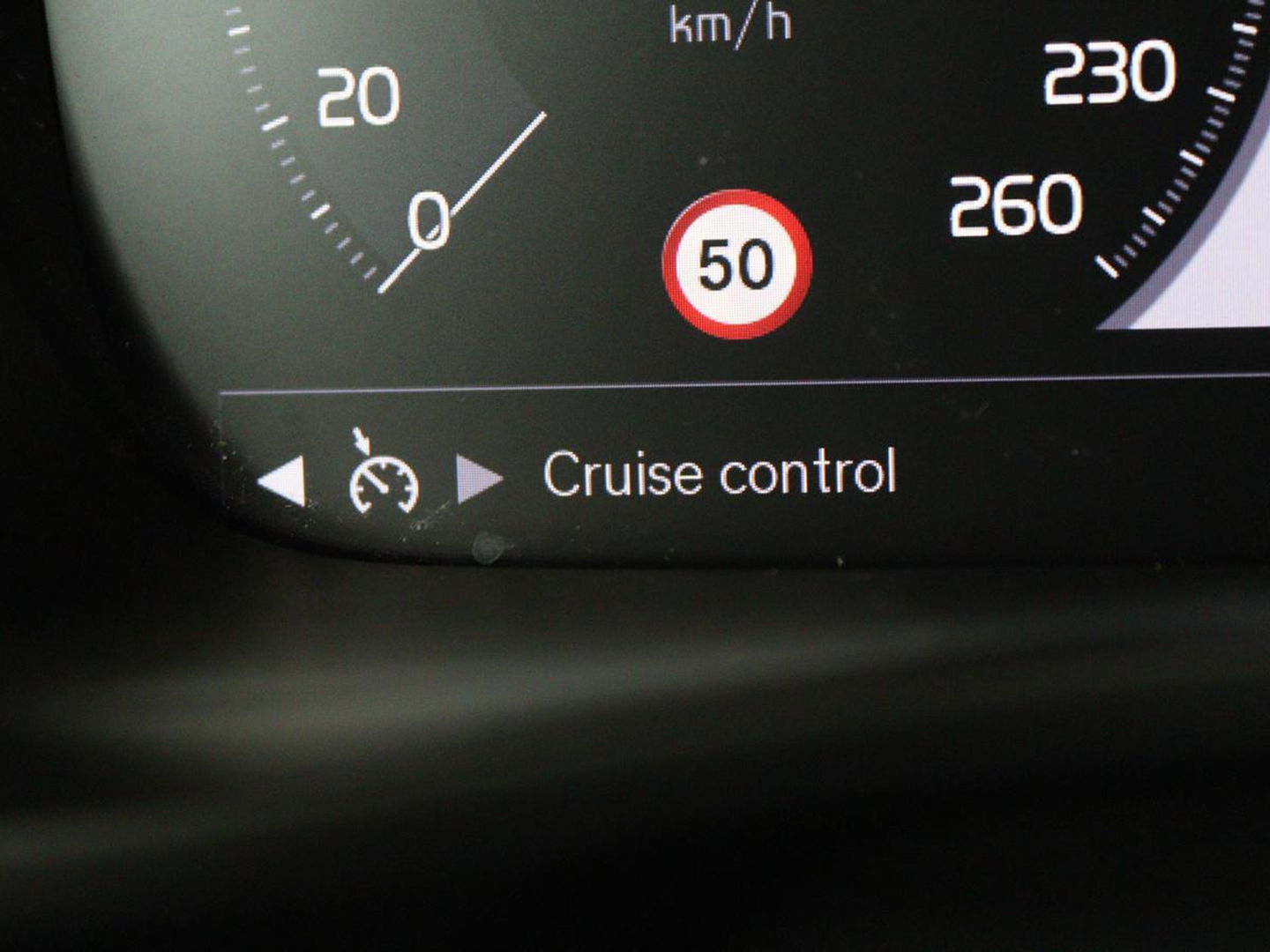 Volvo XC40 1.5 T3 Momentum | Stoelverwarming | Trekhaak | Carplay | Harman/Kardon | Camera | Navigatie | Half leder | Full LED