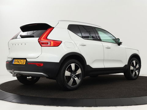 Volvo XC40 1.5 T3 Momentum | Stoelverwarming | Trekhaak | Carplay | Harman/Kardon | Camera | Navigatie | Half leder | Full LED