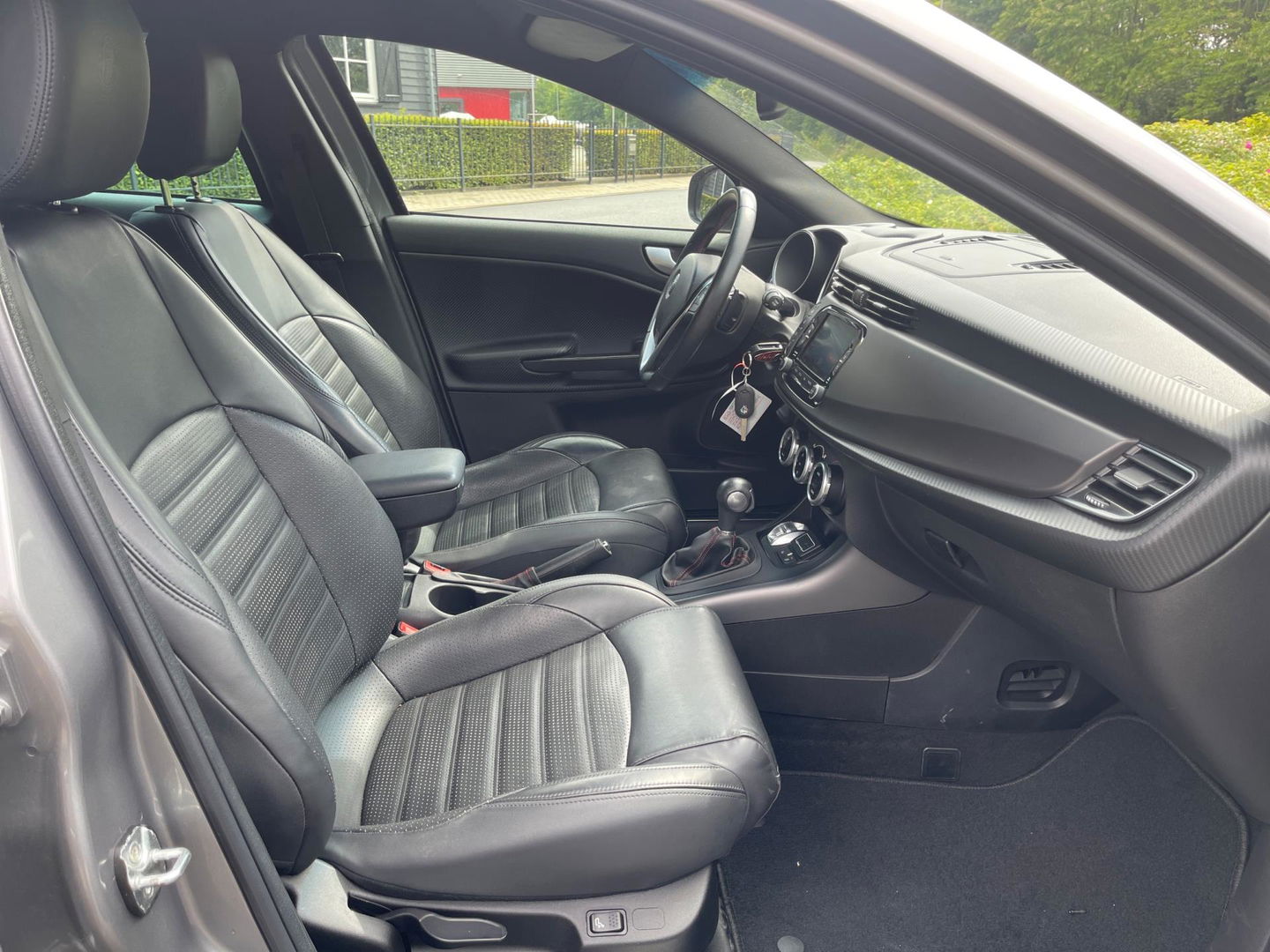 Alfa Romeo Giulietta 1.4 Turbo 170PK MultiAir Super Automaat Leer Navi Led-Xenon