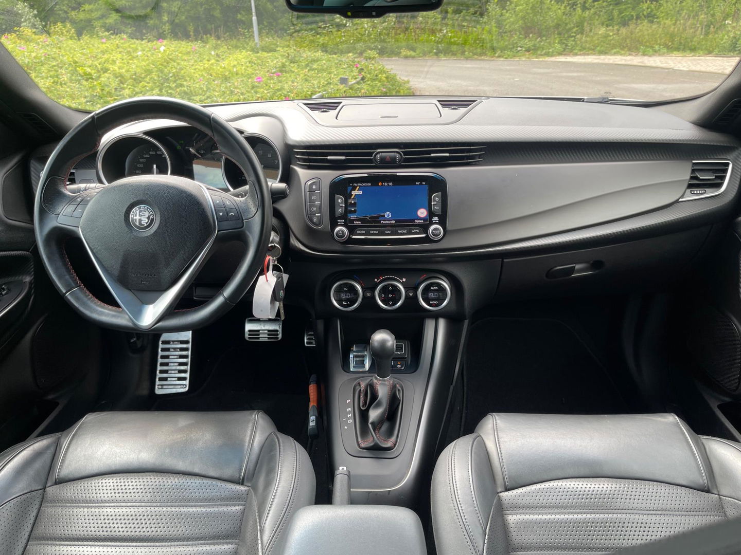 Alfa Romeo Giulietta 1.4 Turbo 170PK MultiAir Super Automaat Leer Navi Led-Xenon