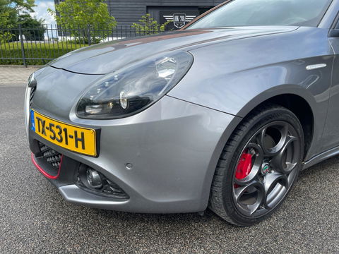 Alfa Romeo Giulietta 1.4 Turbo 170PK MultiAir Super Automaat Leer Navi Led-Xenon