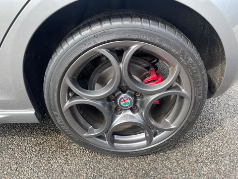 Alfa Romeo Giulietta 1.4 Turbo 170PK MultiAir Super Automaat Leer Navi Led-Xenon