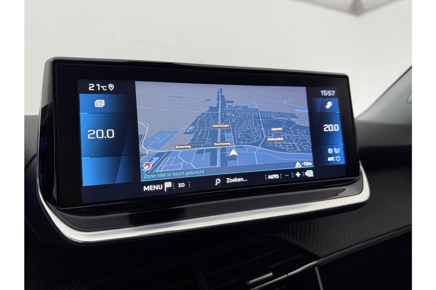 Peugeot 2008 1.2 PureTech 360 Camera LED Virtual Trekhaak Parelmoer Carplay Clima Cruise Navi 18"LMV PDC