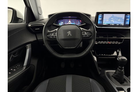 Peugeot 2008 1.2 PureTech 360 Camera LED Virtual Trekhaak Parelmoer Carplay Clima Cruise Navi 18"LMV PDC