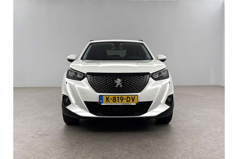 Peugeot 2008 1.2 PureTech 360 Camera LED Virtual Trekhaak Parelmoer Carplay Clima Cruise Navi 18"LMV PDC