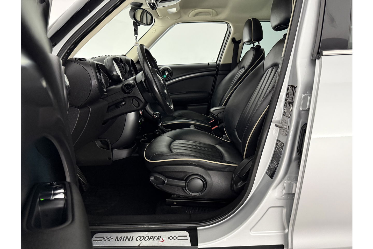 MINI Cooper Countryman 1.6 Cooper S ALL4 Chili 184PK Airco Cruise LED harman/kardon Leder 18"LMV Parkeersensoren