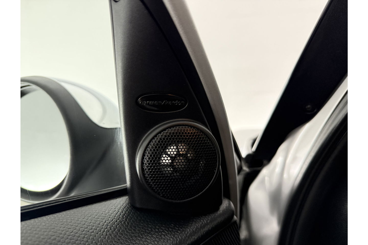 MINI Cooper Countryman 1.6 Cooper S ALL4 Chili 184PK Airco Cruise LED harman/kardon Leder 18"LMV Parkeersensoren