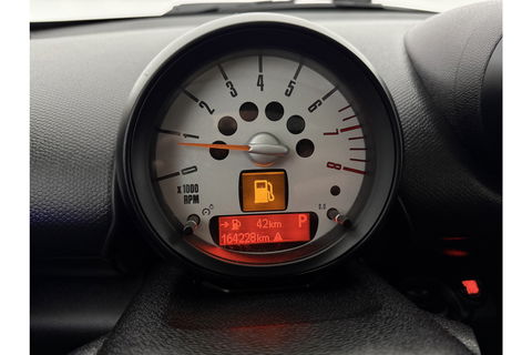 MINI Cooper Countryman 1.6 Cooper S ALL4 Chili 184PK Airco Cruise LED harman/kardon Leder 18"LMV Parkeersensoren