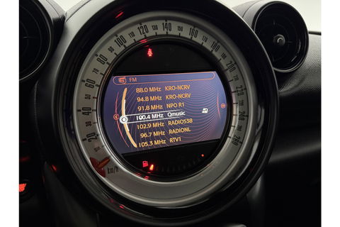 MINI Cooper Countryman 1.6 Cooper S ALL4 Chili 184PK Airco Cruise LED harman/kardon Leder 18"LMV Parkeersensoren