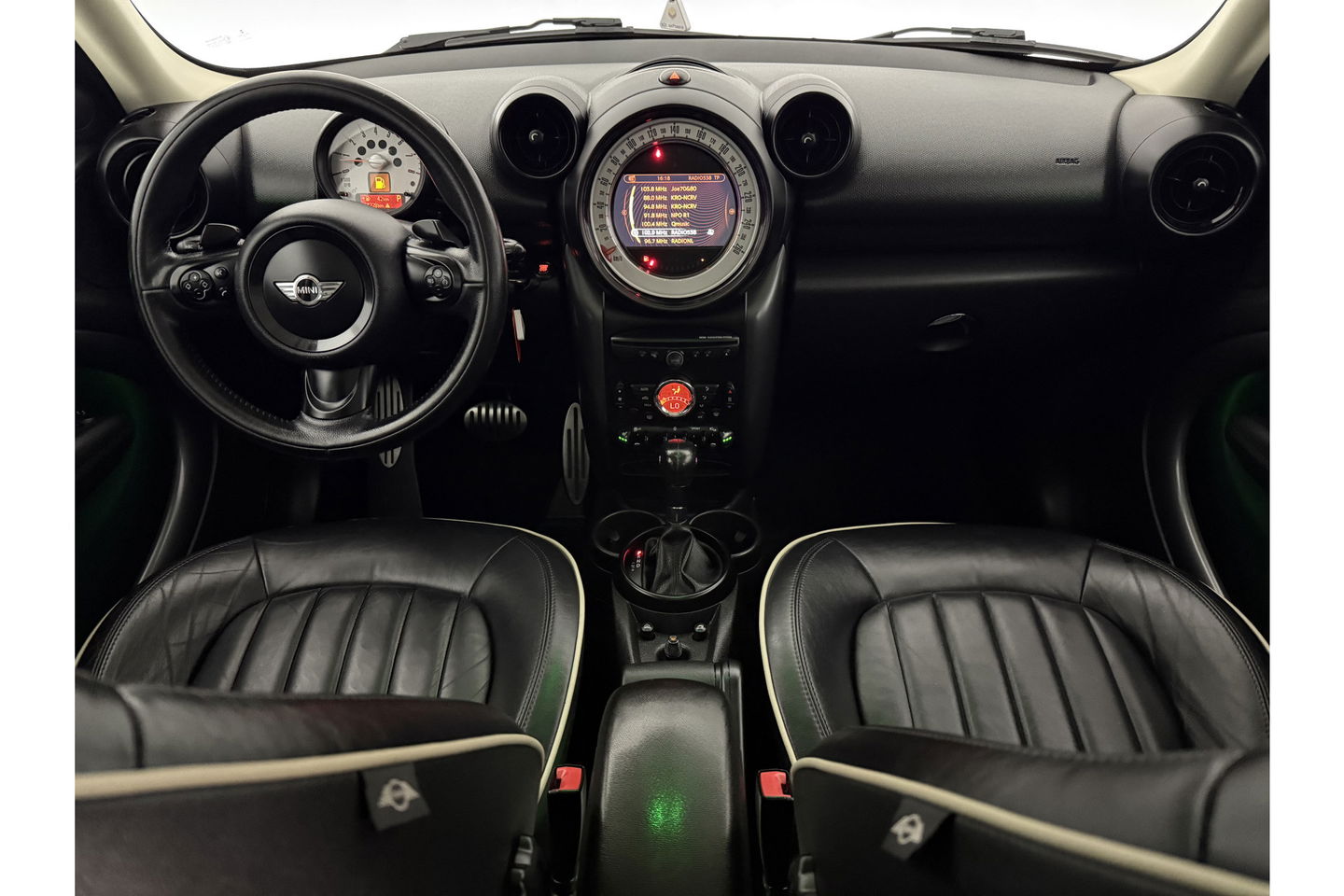 MINI Cooper Countryman 1.6 Cooper S ALL4 Chili 184PK Airco Cruise LED harman/kardon Leder 18"LMV Parkeersensoren
