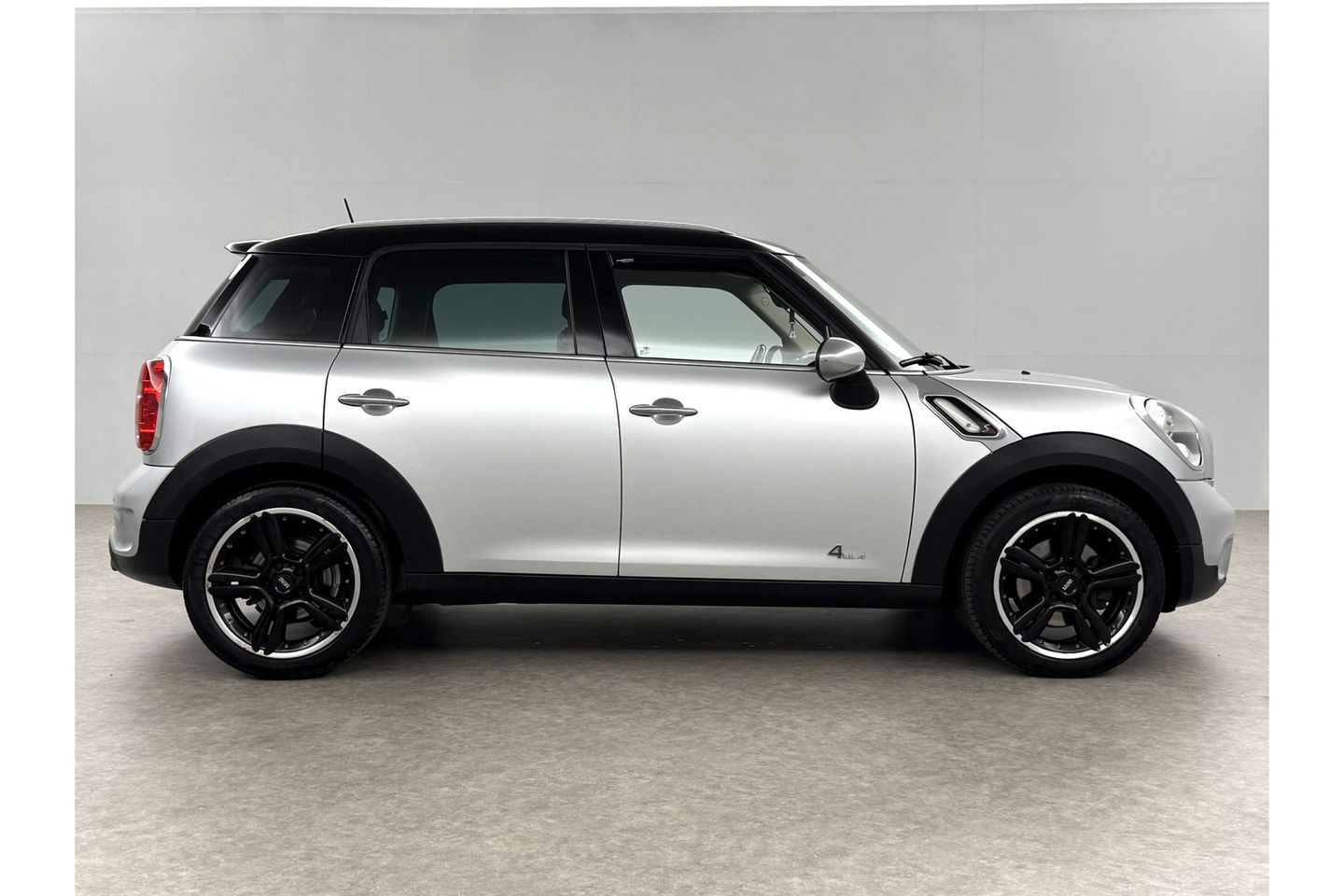 MINI Cooper Countryman 1.6 Cooper S ALL4 Chili 184PK Airco Cruise LED harman/kardon Leder 18"LMV Parkeersensoren