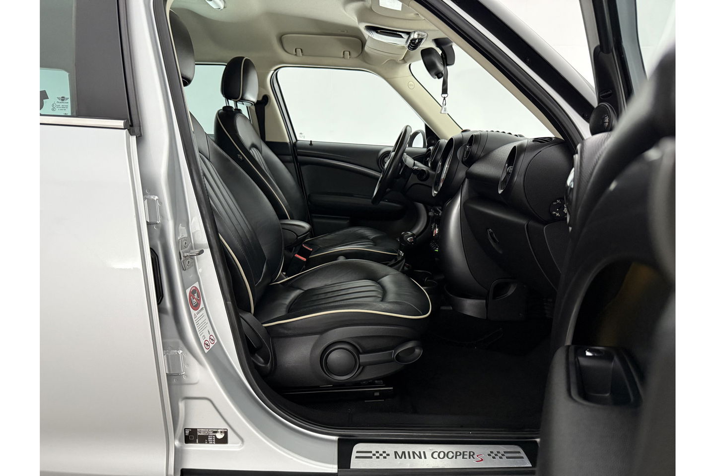 MINI Cooper Countryman 1.6 Cooper S ALL4 Chili 184PK Airco Cruise LED harman/kardon Leder 18"LMV Parkeersensoren