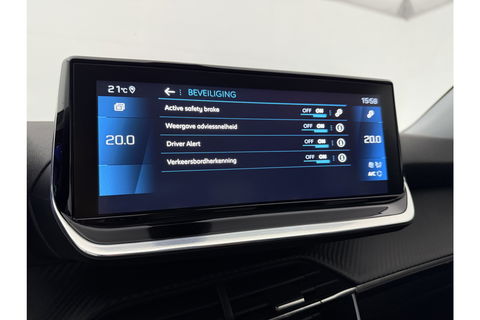 Peugeot 2008 1.2 PureTech 360 Camera LED Virtual Trekhaak Parelmoer Carplay Clima Cruise Navi 18"LMV PDC