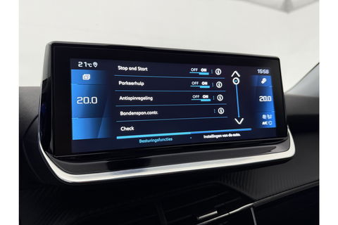 Peugeot 2008 1.2 PureTech 360 Camera LED Virtual Trekhaak Parelmoer Carplay Clima Cruise Navi 18"LMV PDC