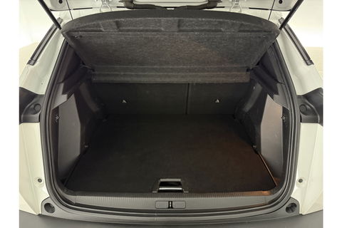 Peugeot 2008 1.2 PureTech 360 Camera LED Virtual Trekhaak Parelmoer Carplay Clima Cruise Navi 18"LMV PDC