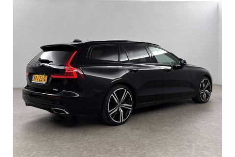 Volvo V60 2.0 T6 Recharge AWD R-Design 350PK Pano Trekhaak Camera Carplay LED Memory Navi Virtual Clima Cruise 20"LMV Leder PDC