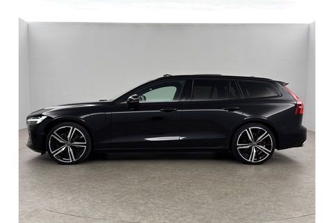 Volvo V60 2.0 T6 Recharge AWD R-Design 350PK Pano Trekhaak Camera Carplay LED Memory Navi Virtual Clima Cruise 20"LMV Leder PDC