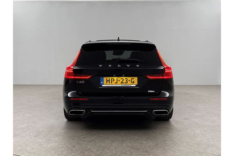 Volvo V60 2.0 T6 Recharge AWD R-Design 350PK Pano Trekhaak Camera Carplay LED Memory Navi Virtual Clima Cruise 20"LMV Leder PDC