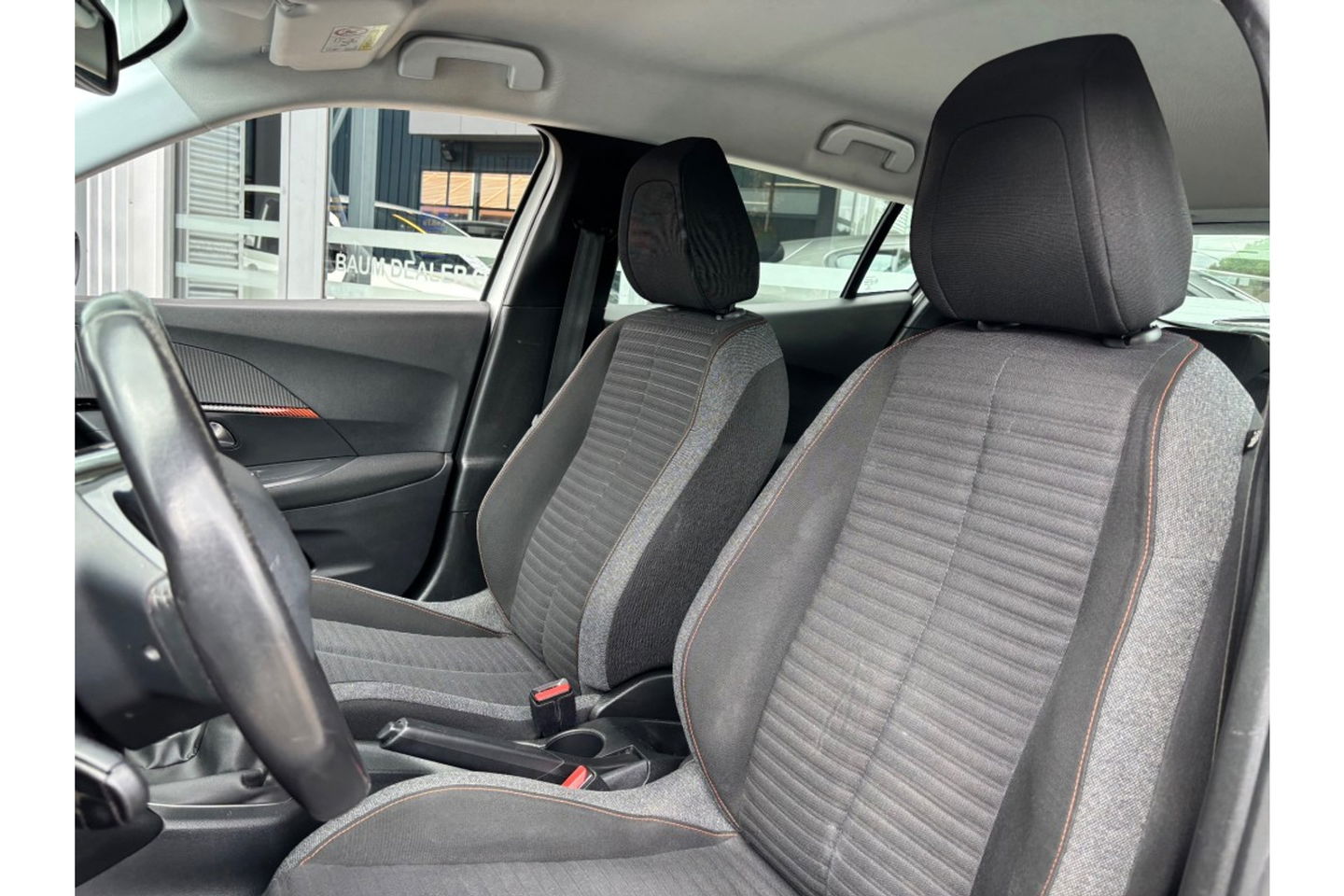 Peugeot 2008 1.2 PT ACTIVE PACK AIRCO CRUISECONTROL NAVI PDC.